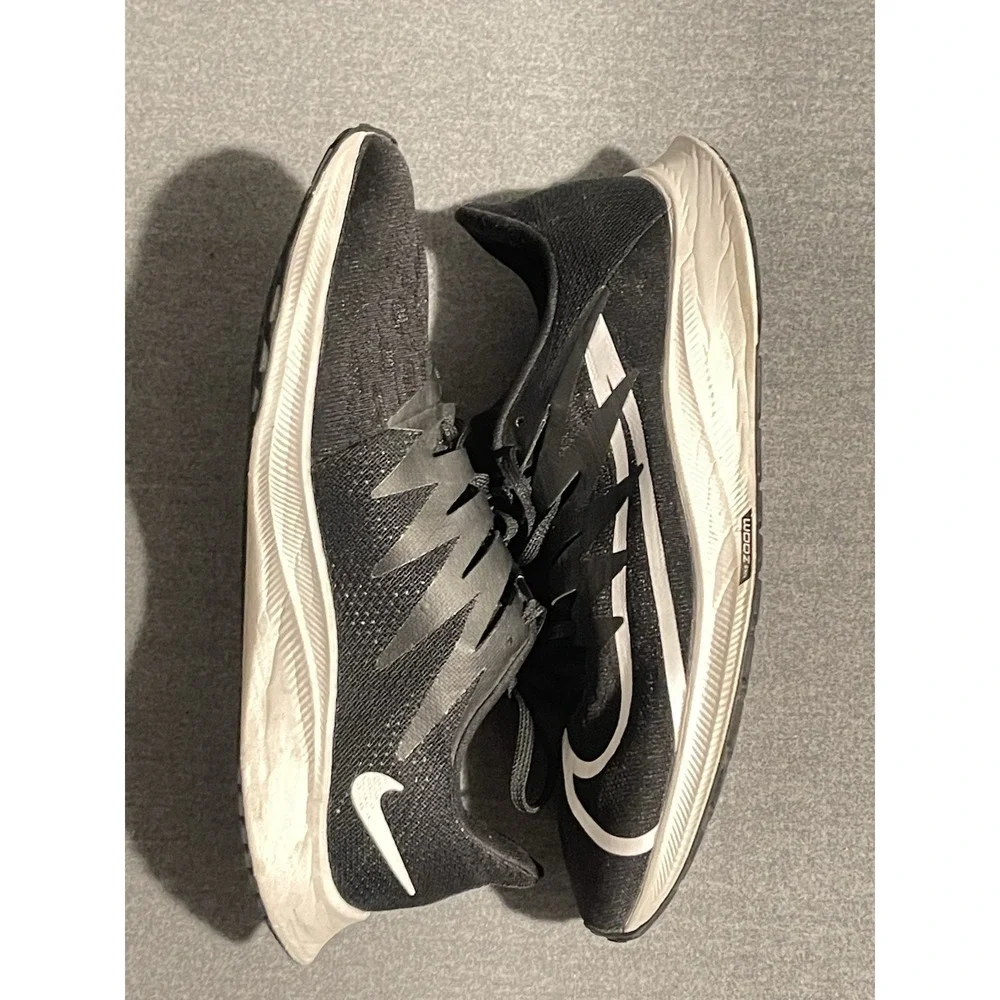 Nike Zoom Women's Running Shoes Size 10 Black White Athletic Sneakers